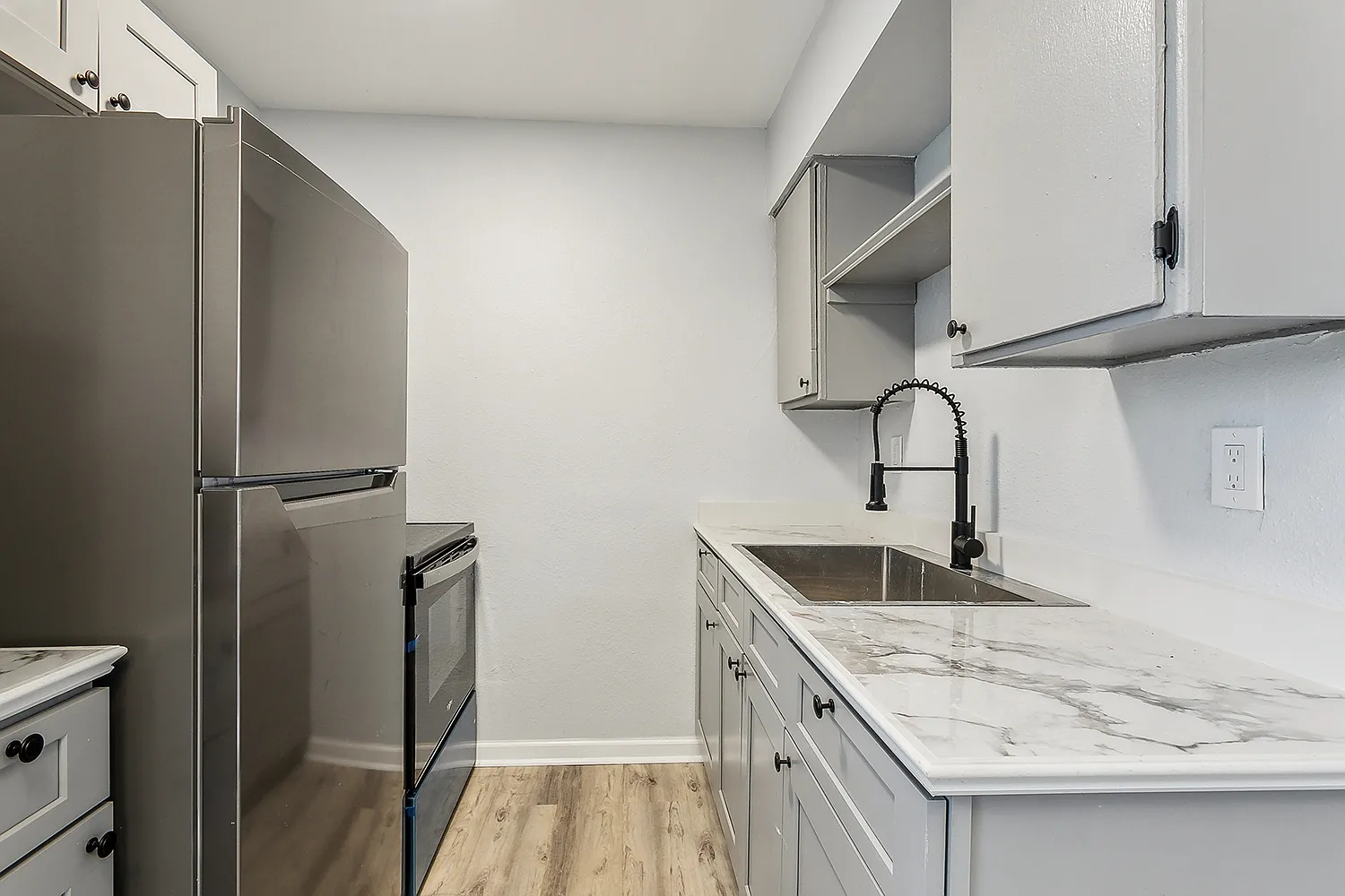 2 bed, 800 sqft, $950 — Photo 4
