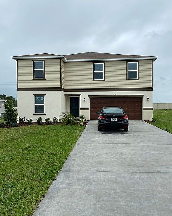 2nd image of 2517 Begonia St