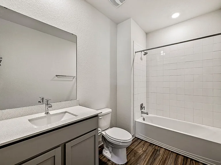 109 Cupreata Ln — Photo 23