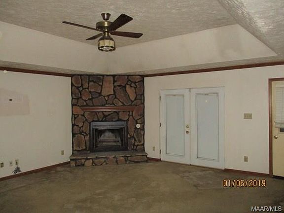 4th image of 324 Oldfield Dr