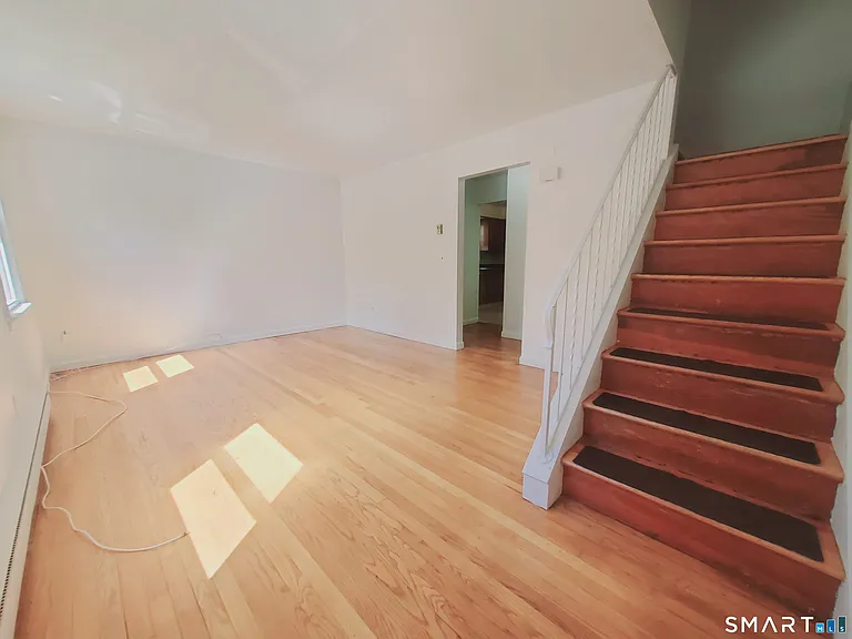 313 Flax Hill Rd #A — Photo 5