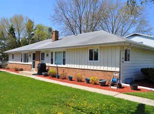 1253 W Sunset Dr #1255, Waukesha, WI 53189