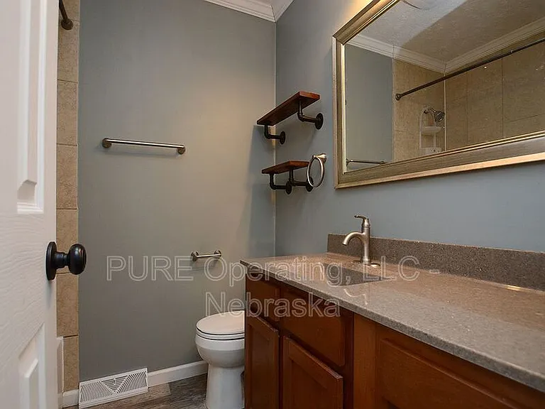13951 Jefferson Cir — Photo 20