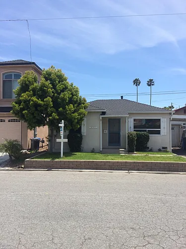 231 Placentia Ave Photo 1