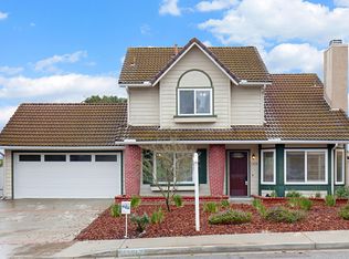 1324 Darwin Dr, Oceanside, CA 92056