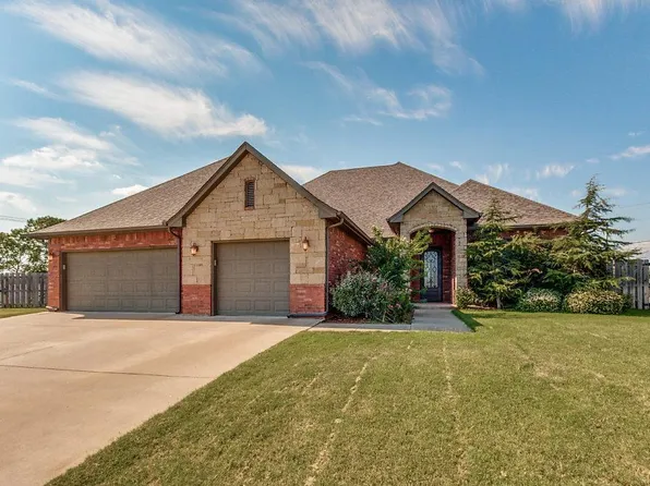 857 Northern Dancer Dr, Edmond, OK 73025