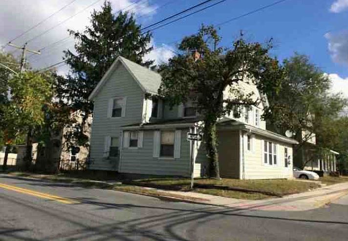 2nd image of 223 W 6th St
