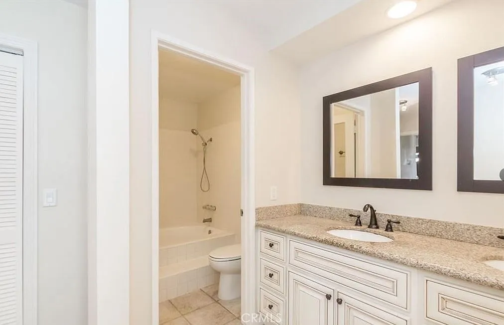 3 bed, 1483 sqft, $3,900 — Photo 2