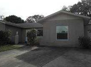 1120 Count Ct, Tarpon Springs, FL 34689