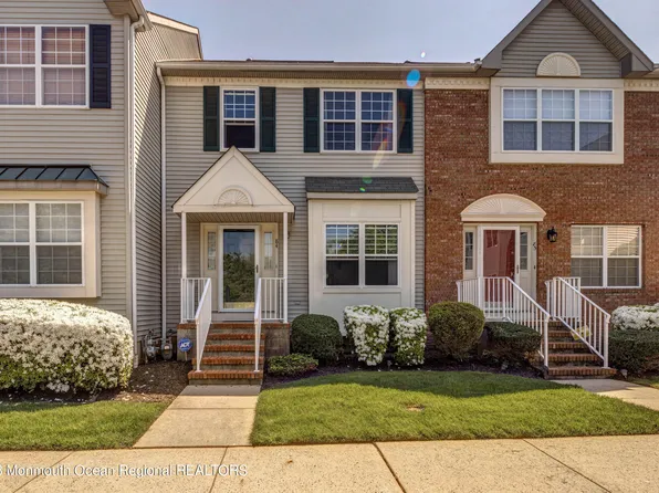 84 Richmond Court #96, Holmdel, NJ 07733