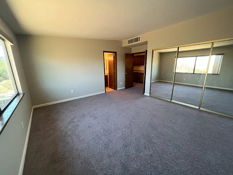 1711 N Placita Tuberia — Photo 20