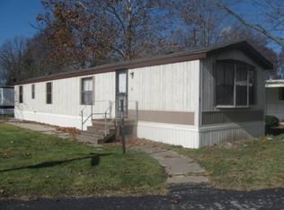 45 Woodhurst Ln, Yoder, IN 46798