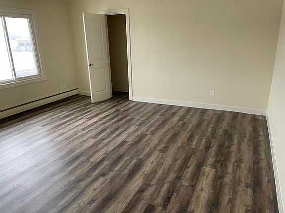 3rd image of 6425 Lake Michigan Dr #B