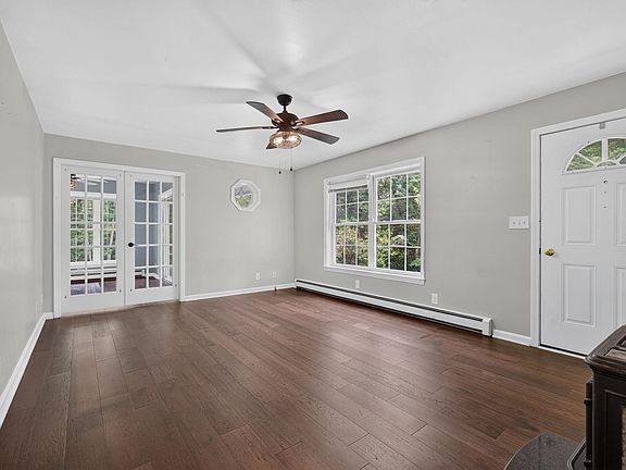 4th image of 148 Old Wolfeboro Road