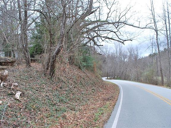 5th image of 550 Dawsonville Hwy