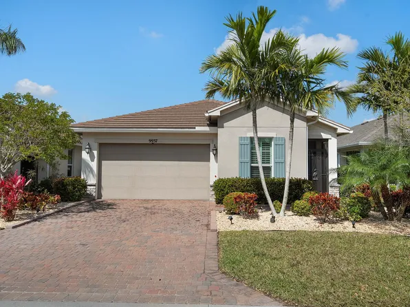 9937 SW Trumpet Tree Circle, Port St Lucie, FL 34987