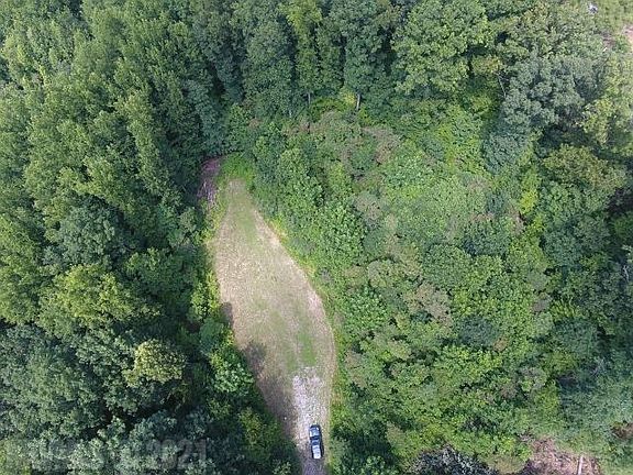 4th image of Hidden Meadow Dr