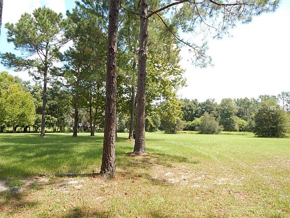 2nd image of 32919 Knollwood Ln