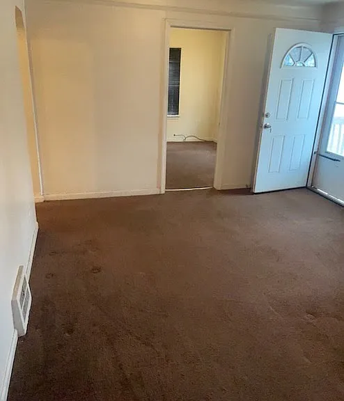 7635 Evergreen Ave — Photo 8