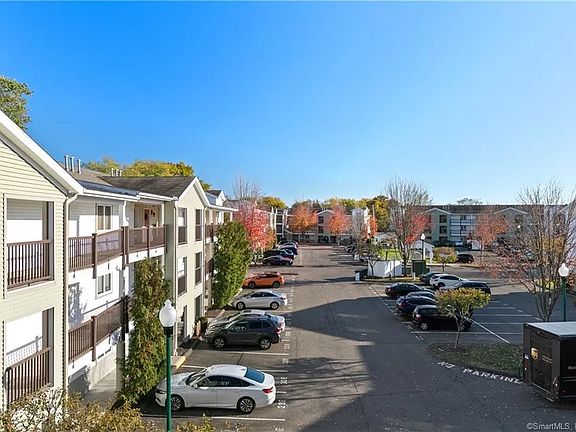 2nd image of 3250 Fairfield Ave APT 314