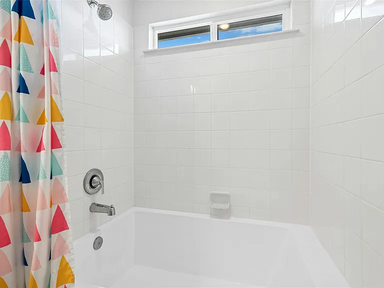 1124 Aronia Ln — Photo 21
