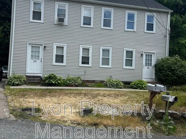 36 Boyle Ave, Cumberland, RI 02864