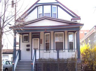 922 S Grove Ave, Oak Park, IL 60304