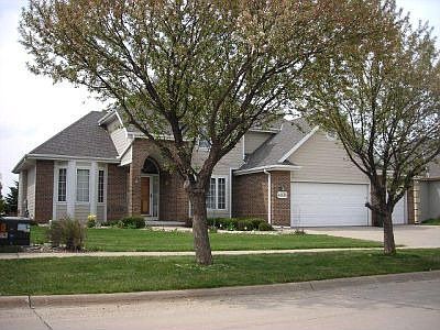 1st image of 4835 Bradford Ln