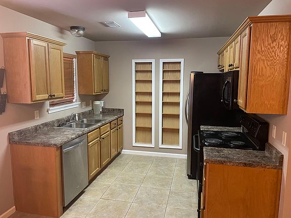 Handy pantry/spice rack build into wall