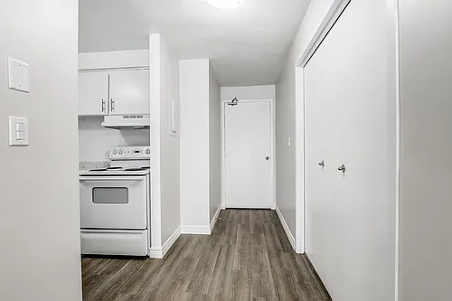 59 Perry St Photo 1