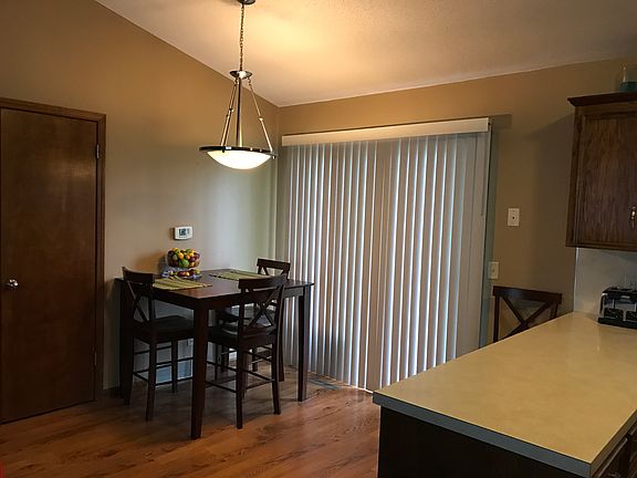 2nd image of 1065 Kinney Ave NW