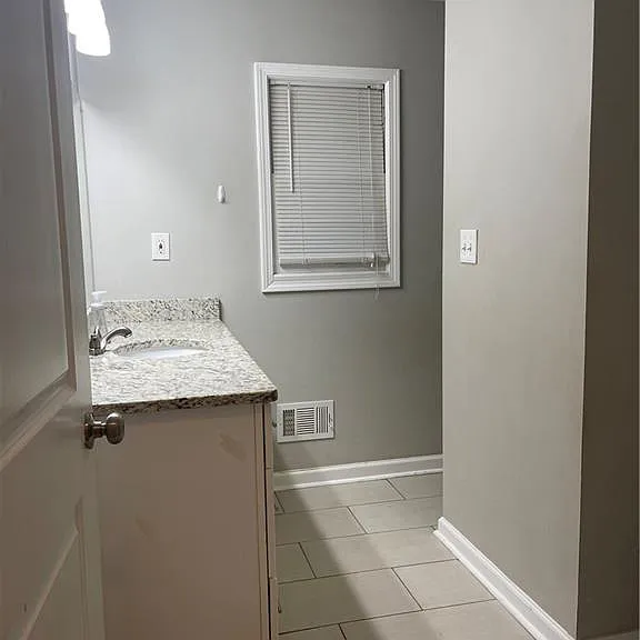 660 Monticello Dr SW — Photo 12