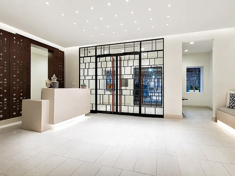 245 W 25th St #3H — Photo 13