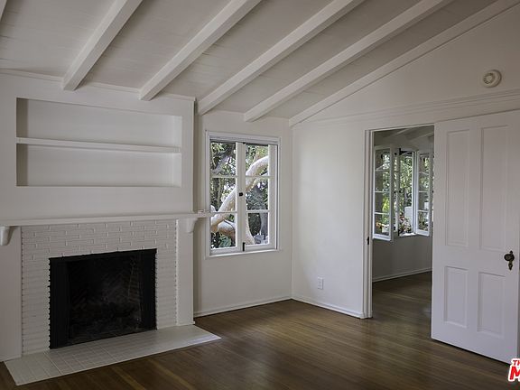 3rd image of 319 Sumac Ln
