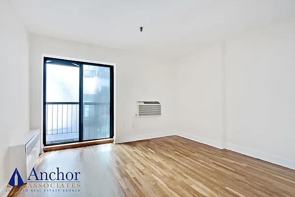 Rented by Anchor Associates | media 14