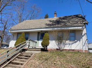 738 Center St FLOOR 1, Wallingford, CT 06492