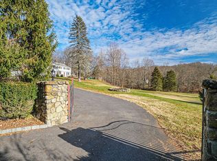 300 Brewster Hill Rd, Brewster, NY 10509
