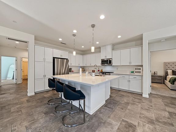 2nd image of 777 Josephine Ave