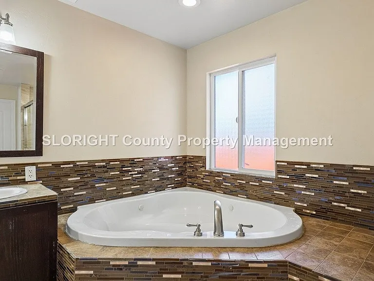 133 N Tassajara Dr — Photo 18