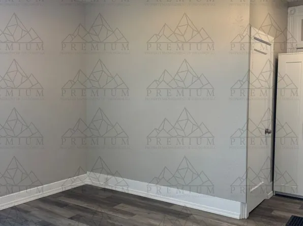 214 East 7th Place, 214 E 7th Pl #1, The Dalles, OR 97058