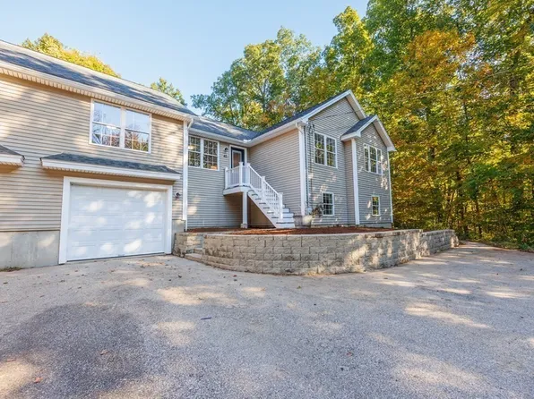 42 N Sturbridge Rd #B, Charlton, MA 01507