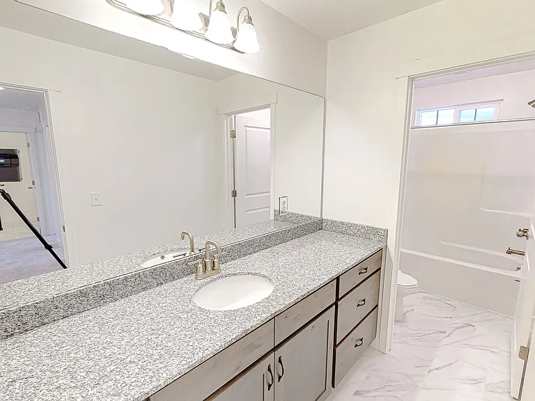 1205 S 750 W — Photo 17
