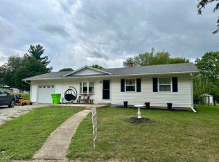 315 Fairlane Dr, Crawfordsville, IN
