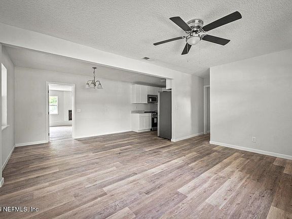 4th image of 8018 HELSTON Drive