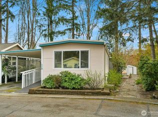 18425 NE 95th St UNIT 113, Redmond, WA 98052