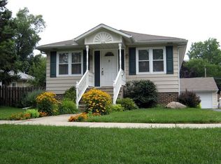 226 S Grant St, Westmont, IL
