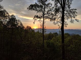 179 Merrie Way, Waynesville, NC 28786