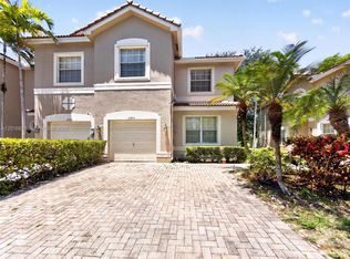 Silver Falls Townhomes, Hollywood, FL 33027