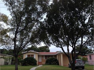 5960 SW 16th St, West Miami, FL 33155