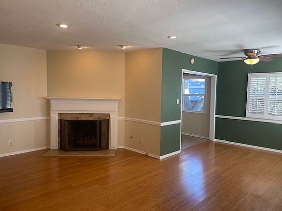 5th image of 3329 W 166th St